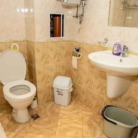 Magic Dreams Bright Studio With Parking + Pool דירה *